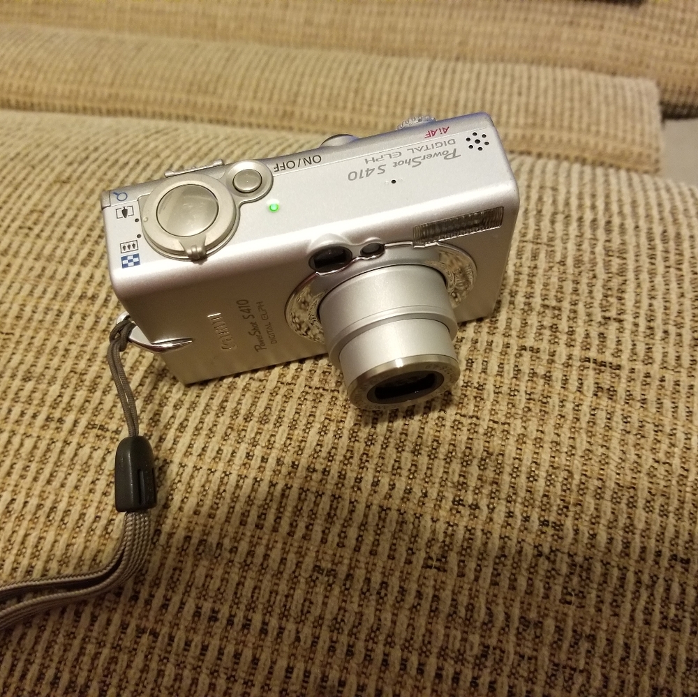 Canon powerShot Elph s410